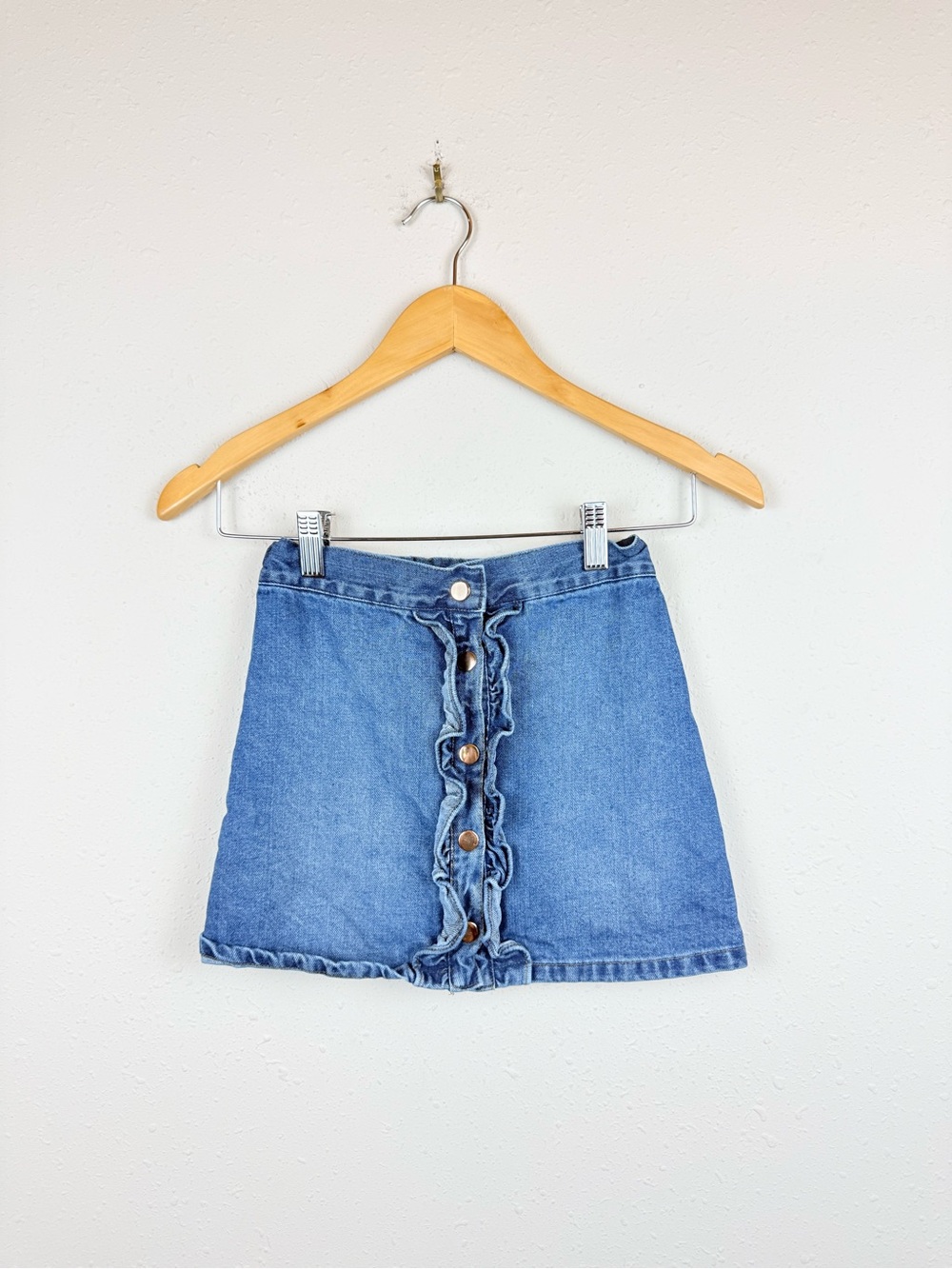 Tommy Bahama Kids Girls Denim Ruffle Mini Skirt Size Medium NWT